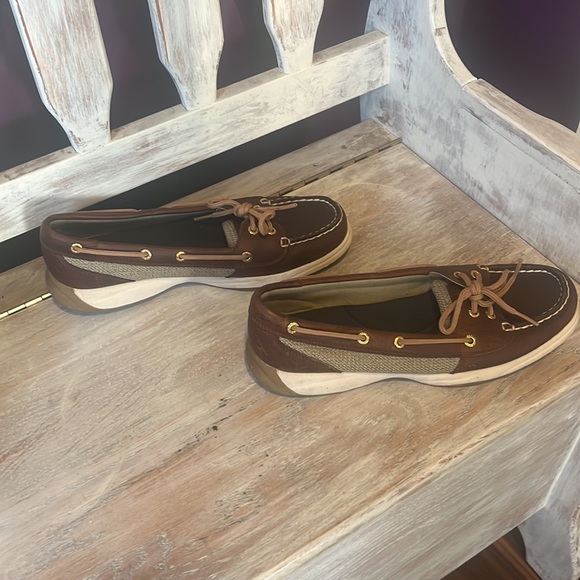 Sherry Brown Women’s Top Siders - Picture 3 of 7